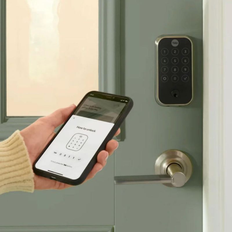 Cerradura Yale Assure 2 Touch Wi‑Fi Níquel Satín