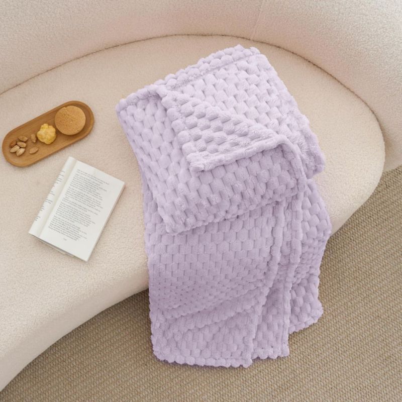 Manta BEDELITE 152x152 cm Lavanda Suave y Acogedora
