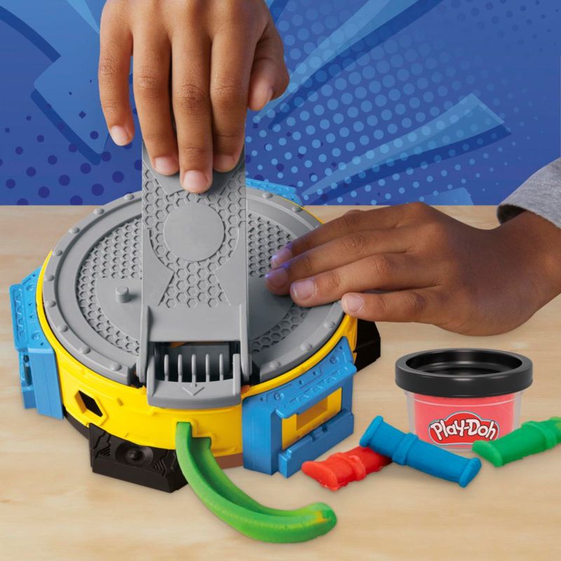 Playset Play-Doh Marvel Hulk Smash & Squish con figura doblada