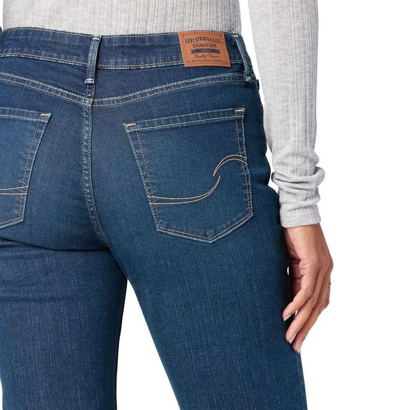 Jeans Levi Strauss Signature Gold de corte recto y modelado
