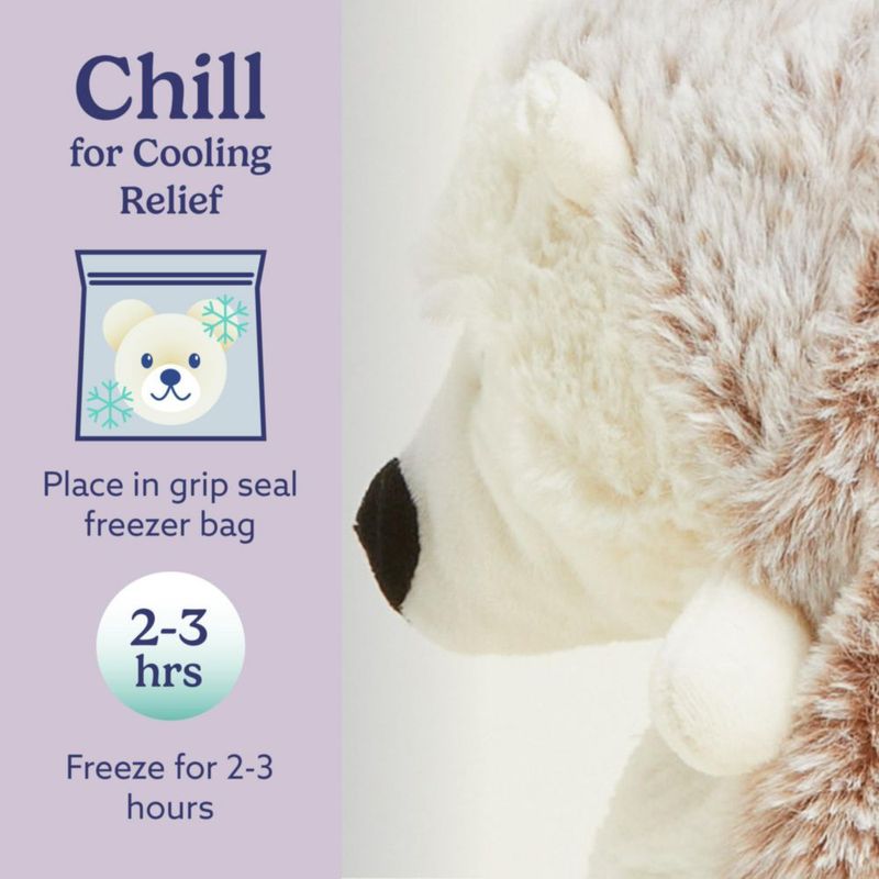 Este animal de peluche calienta erizos para microondas y pesa