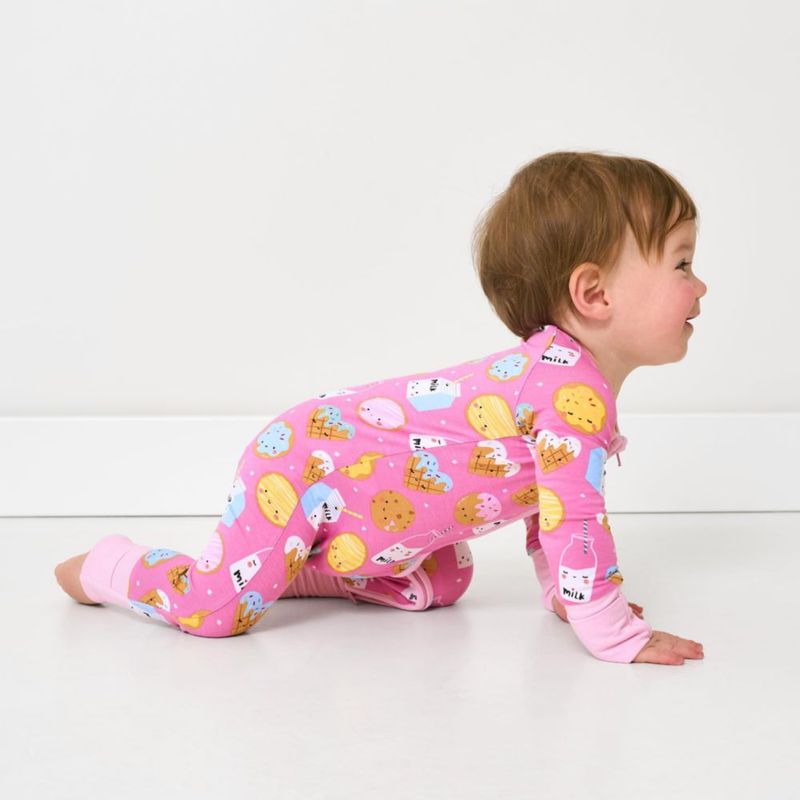 Pijamas Little Sleepies 0-3M Galletas rosadas y leche