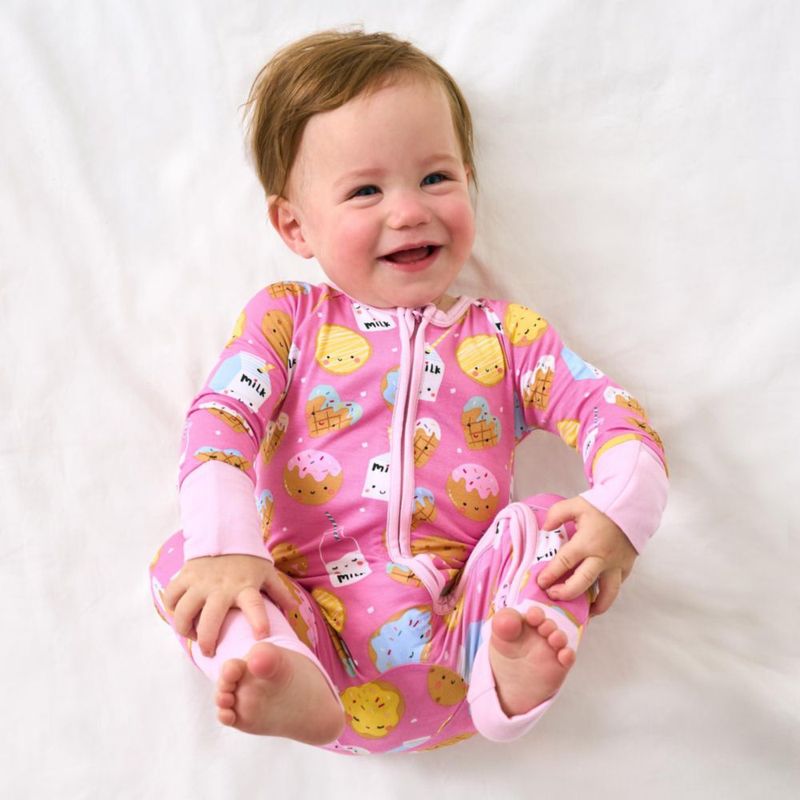 Pijamas Little Sleepies 0-3M Galletas rosadas y leche