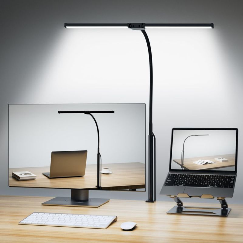 Lámpara de escritorio LED Voncerus de doble cabeza con abrazadera USB