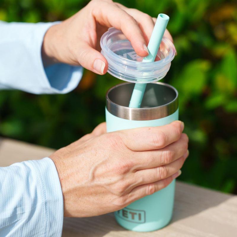 Vaso térmico YETI Rambler Jr. 10 oz con tapa de silicona y pajilla color Seafoam