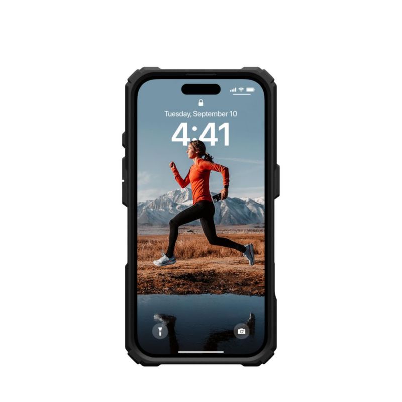 Funda URBAN ARMOR GEAR Plasma XTE Black/Ice para iPhone 16