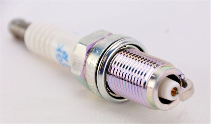 Bujías NGK IZFR6K13 (paquete de 4) Láser Iridio