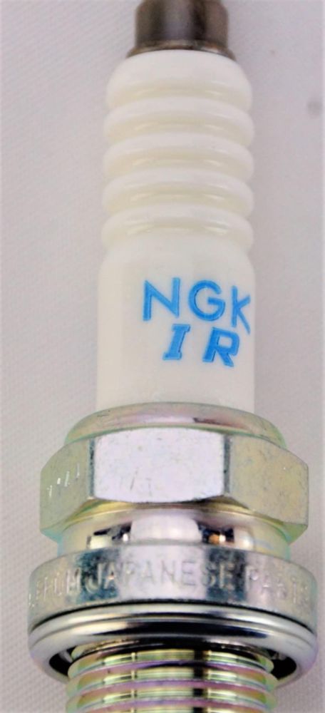 Bujías NGK IZFR6K13 (paquete de 4) Láser Iridio