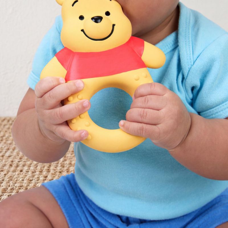 Mordedor Bright Starts Winnie the Pooh de Goma Natural