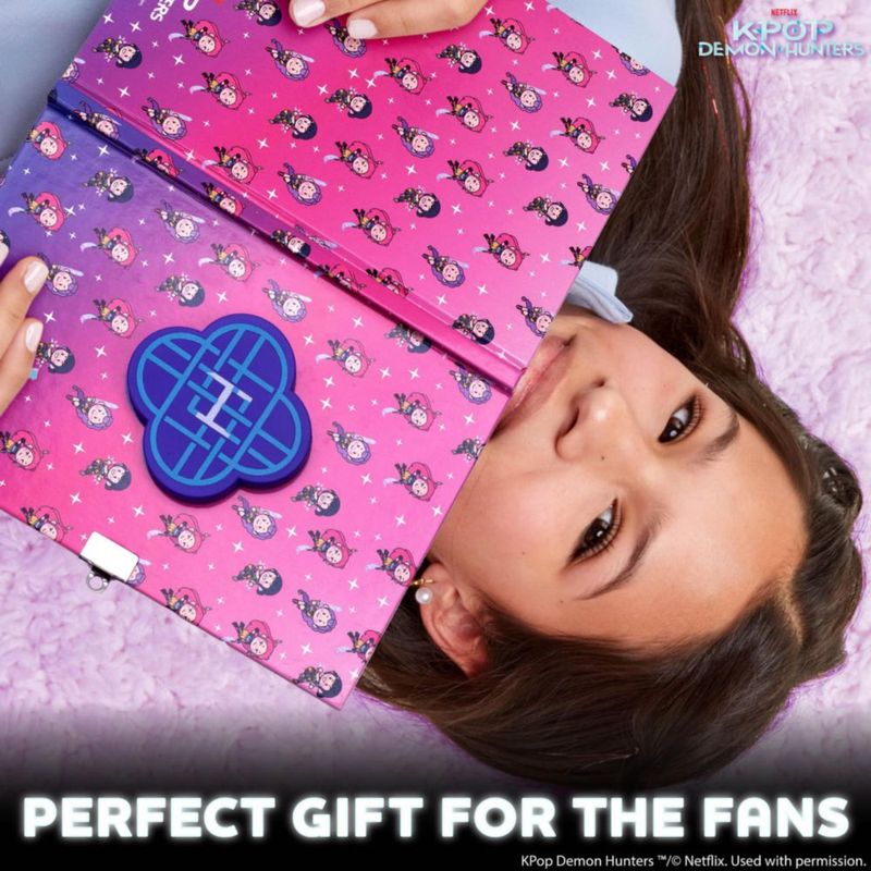 Set de Cuaderno Squishy KPop Netflix de Horizon Group USA
