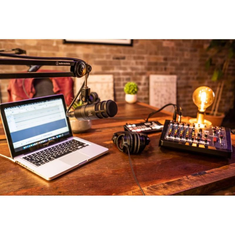 Micrófono para podcast Audio-Technica AT2040 hipercardioide