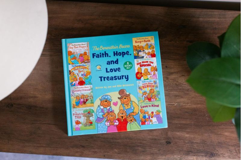 Libro HarperCollins Berenstain Bears: Tesoro 8‑en‑1