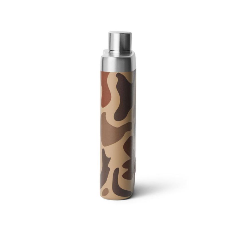 Frasco YETI 200 ml 7 onzas con forma de embudo para humedales camuflaje