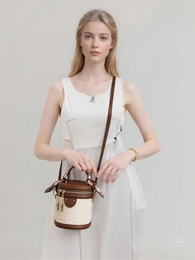 Bolso bandolera SYHTBYOH de 14 cm cuero vegano tejido color marrón