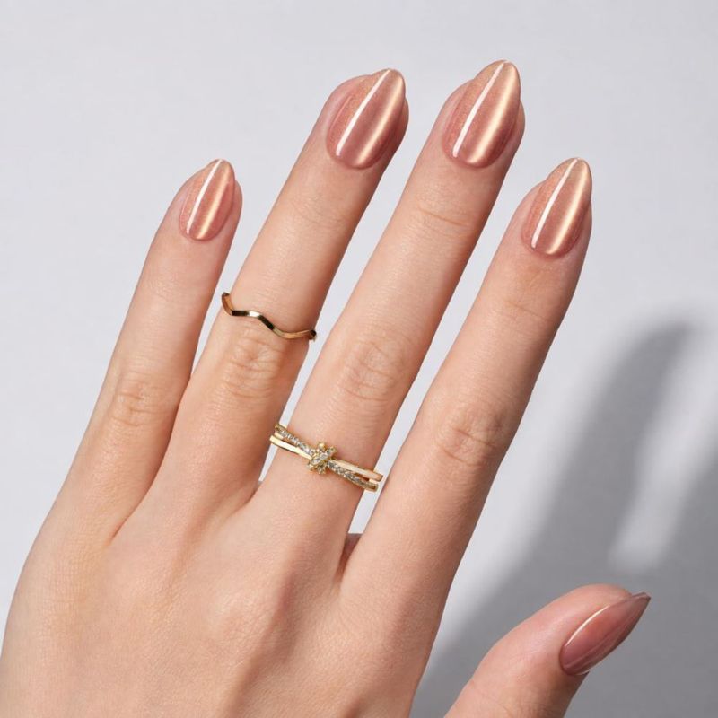 Uñas postizas adhesivas beetles Gel Polish - forma almendra brillante