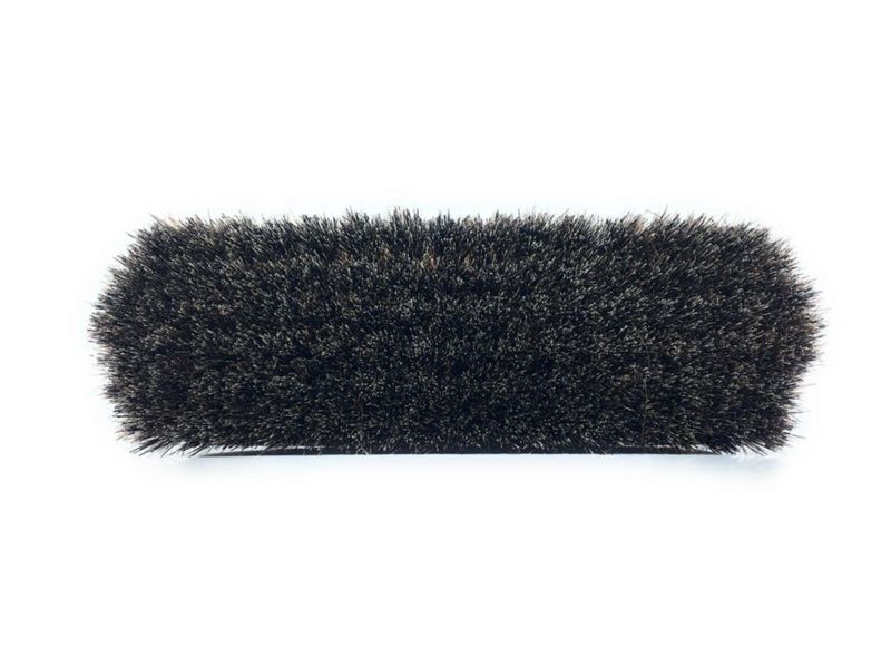 Cepillo para lustrar zapatos y botas Bickmore - 100% crin de caballo - Cepillo de limpieza ideal para encerar pulir y abrillantar cuero terminado