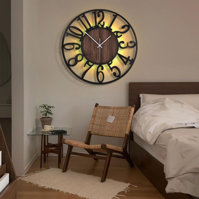 Reloj de pared LEIKE 80 cm iluminado silencioso y a batería