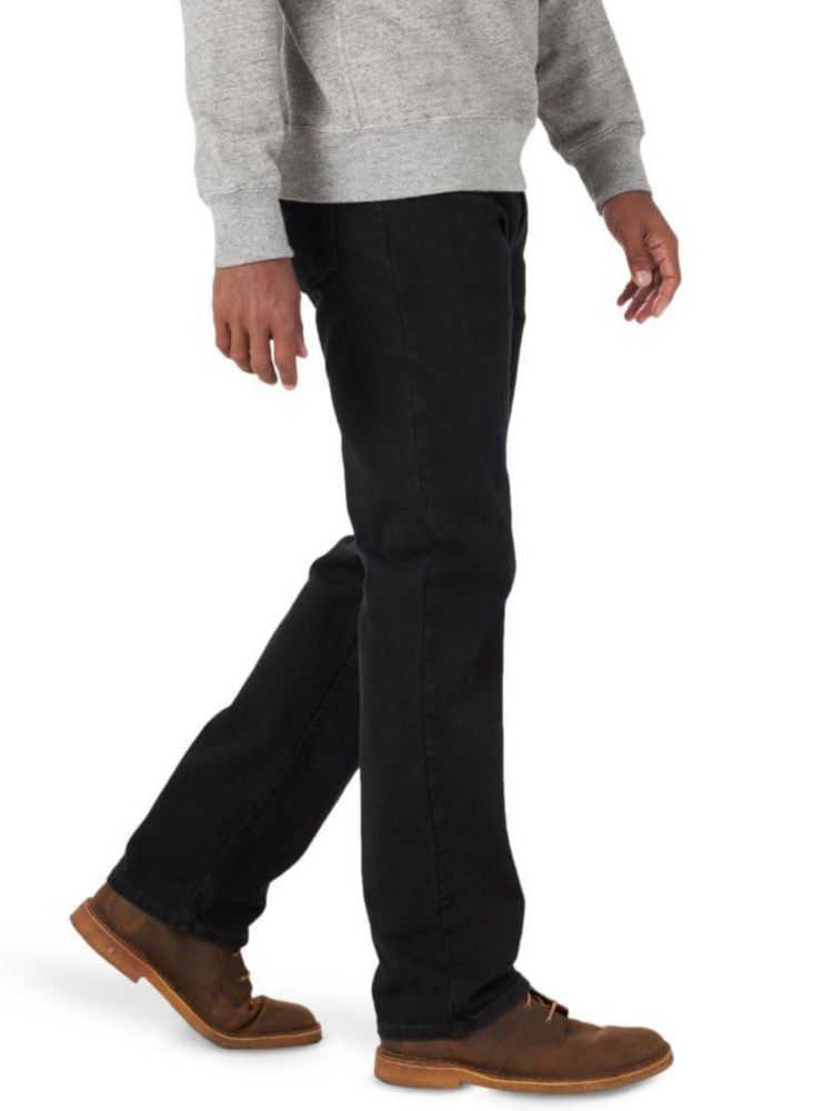 Jeans Wrangler 46W x 81 cm Corte Regular Negro