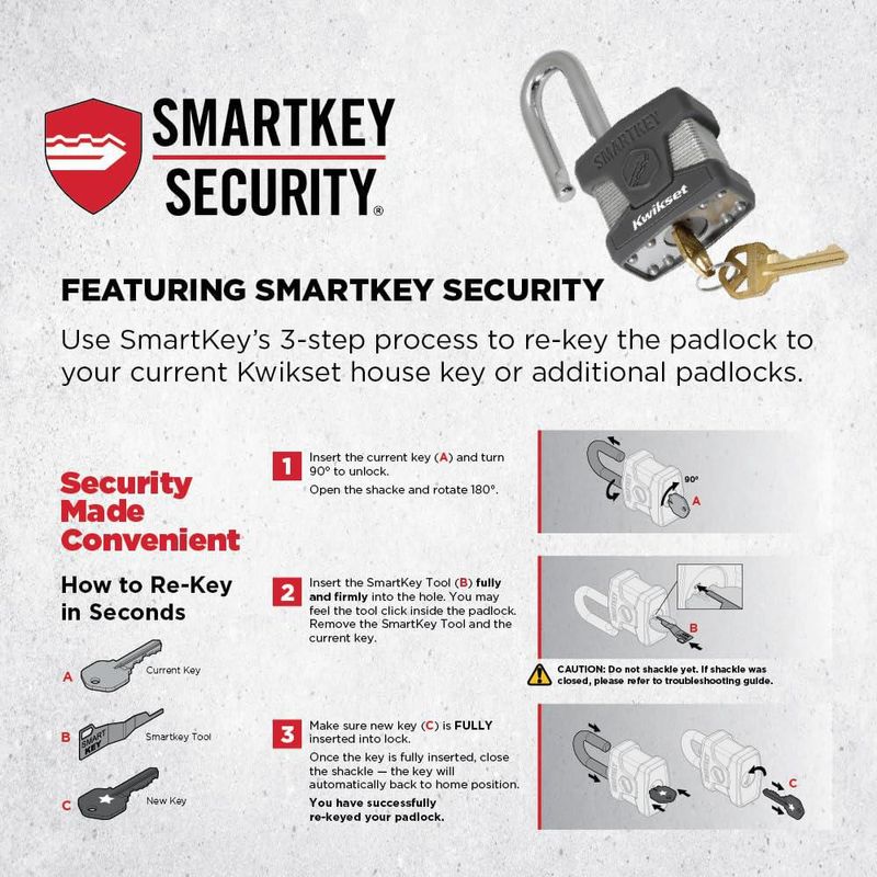 Candado Kwikset SmartKey Reconfigurable de acero laminado con cubierta resistente a la intemperie