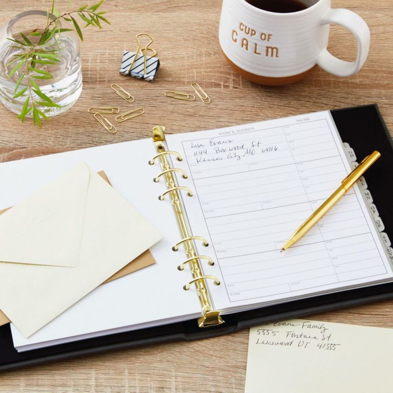 Libreta de direcciones Hallmark 18 cm Carbón recargable