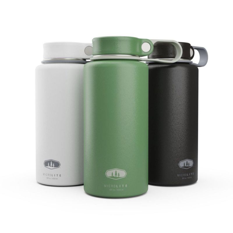 Botella GSI Outdoors 1000 ml Jade Aislada