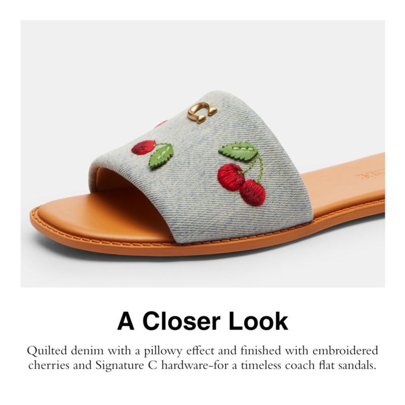 Sandalia Coach Holly Denim Cherries con tacón de 06 cm
