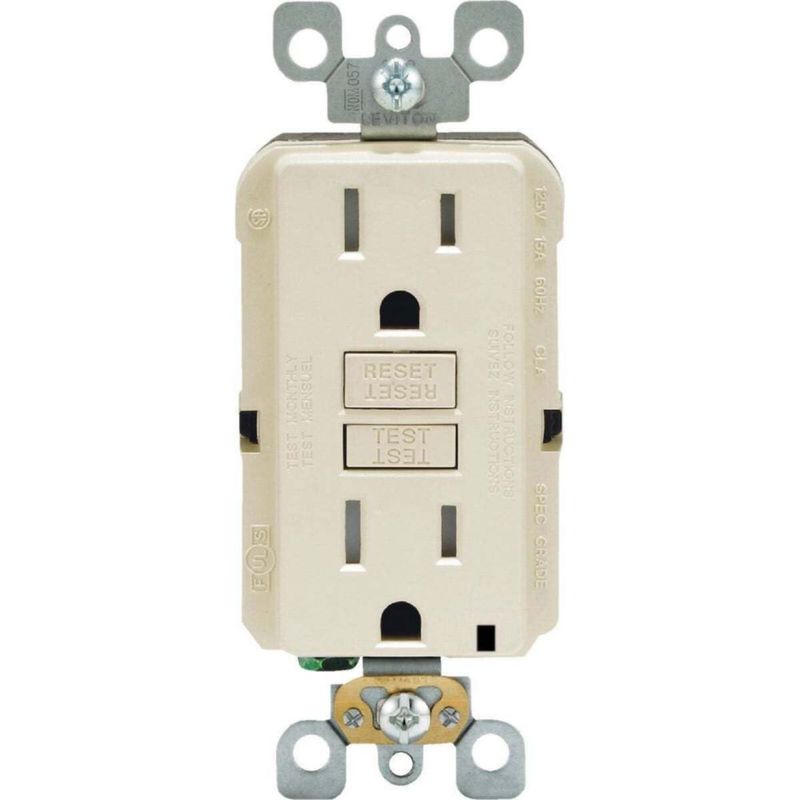 Toma eléctrica Leviton R06-GFTR1-0KT Tamper GFCI