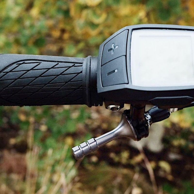 Abrazadera de manillar plateada Remote 360 de Wolf Tooth