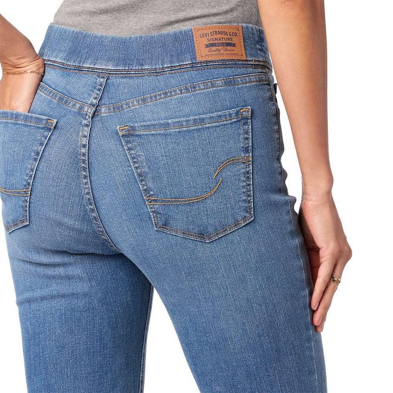 Jeans Levi Strauss Signature Gold de tiro medio estilo pull‑on corte bootcut