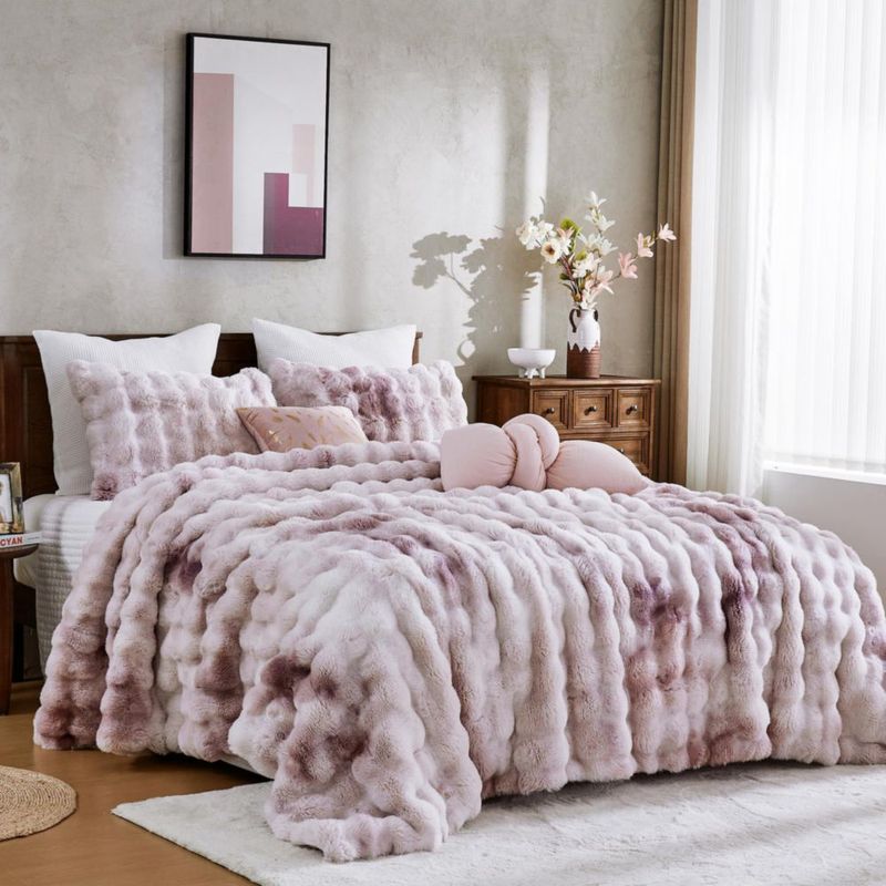 Conjunto de Edredón Queen Wonderful con Tie‑Dye y Peluche – 3 Piezas