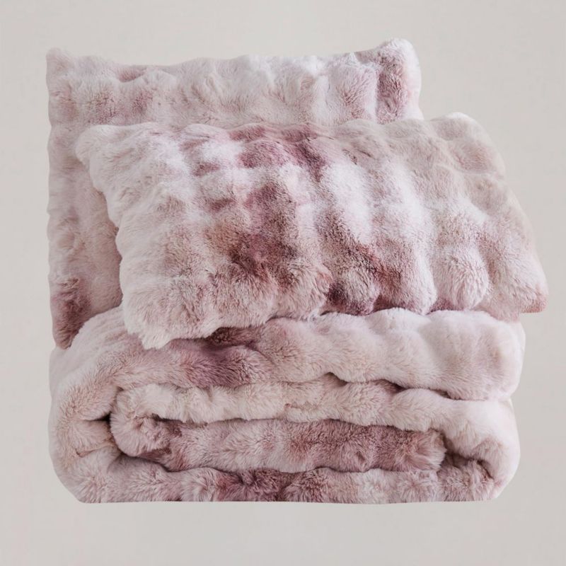 Conjunto de Edredón Queen Wonderful con Tie‑Dye y Peluche – 3 Piezas