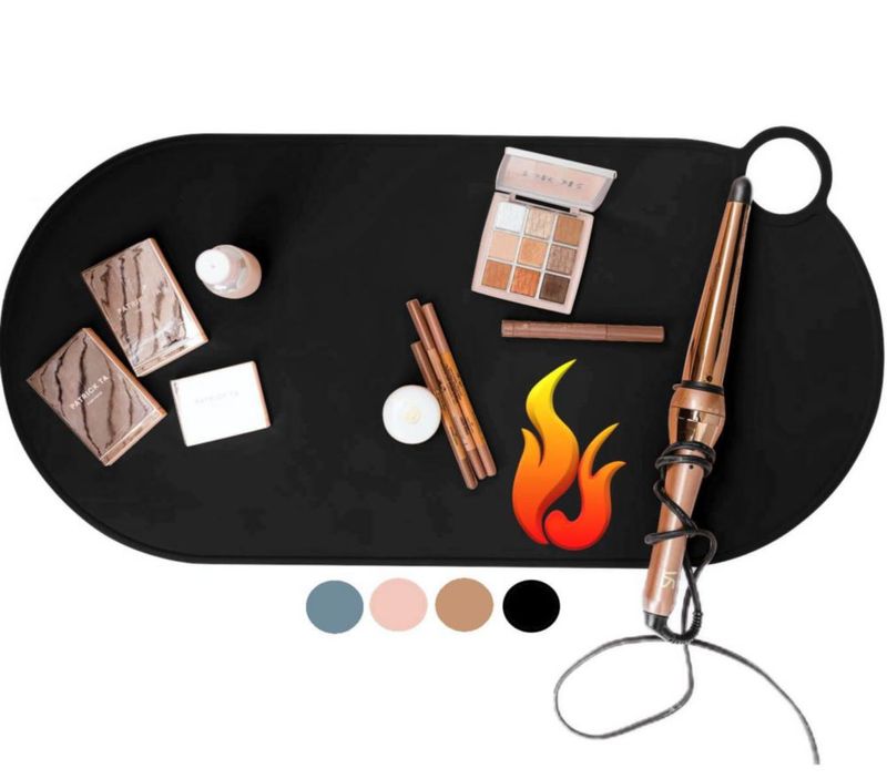 Alfombrilla de Maquillaje THE MUA MAT de Silicona Negra Resistente al Calor