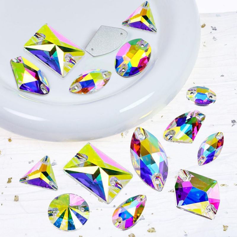Strass DONGZHOU para coser mezcla de 8 formas 81 piezas