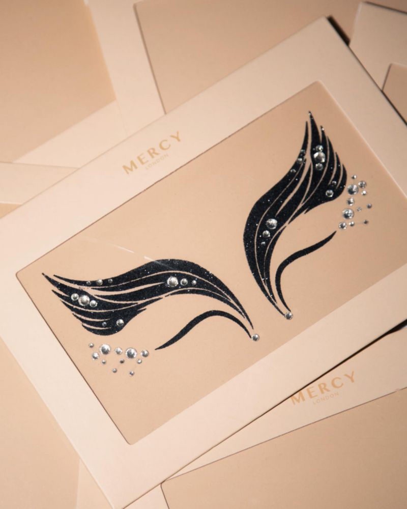 Joyas faciales MERCY LONDON Cisne Negro Todo en Uno