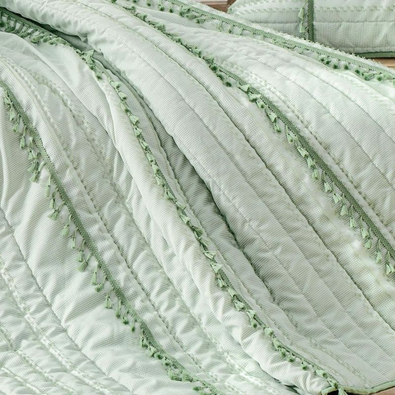 Juego de ropa de cama Wonderful King 264 cm Verde Salvia con Borlas
