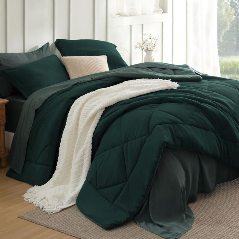 Juego de ropa de cama Bedsure King 7 piezas Verde oscuro/Verde bosque