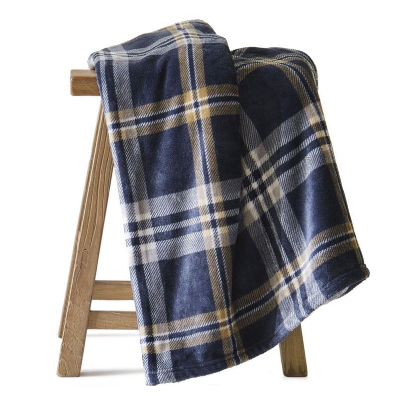 Manta BEDELITE 127 cm x 152 cm Azul Marino con Cuadro Escocés