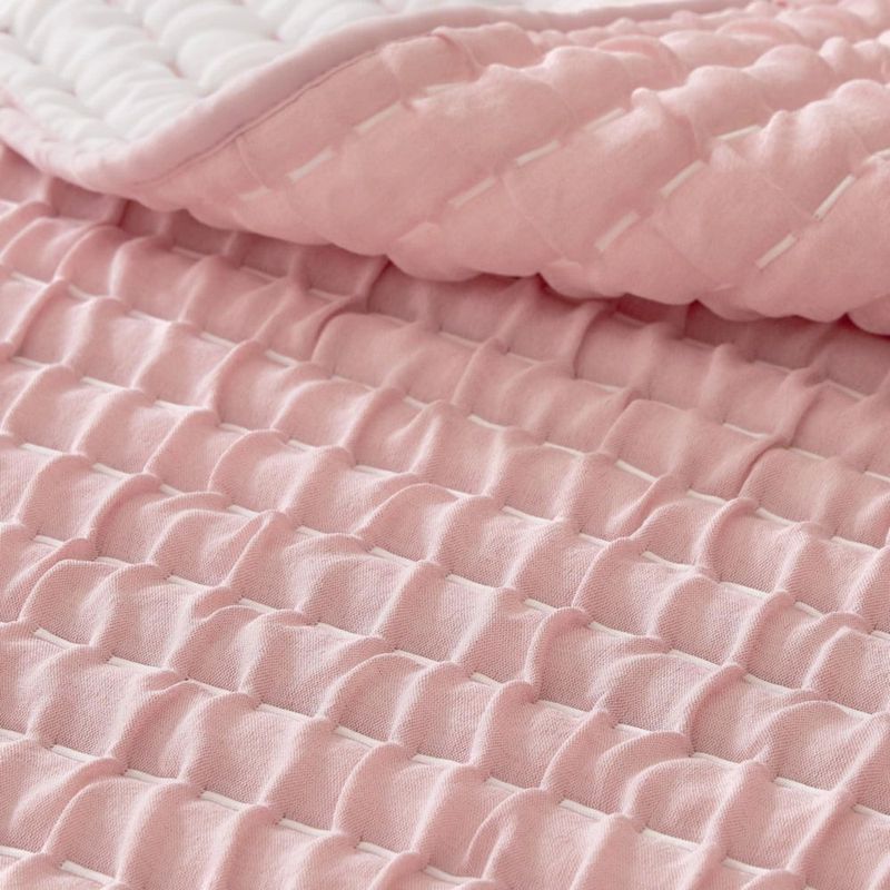 Set de colcha Wonderful Queen 229 cm rosa 3 piezas con textura