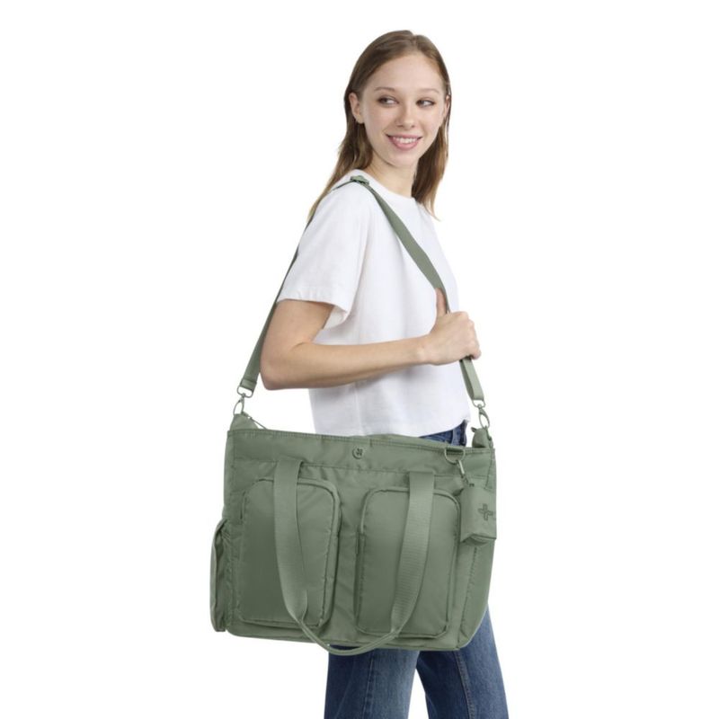 Bolso Tote Huggies Signature Weekender con diseño de corona de laurel