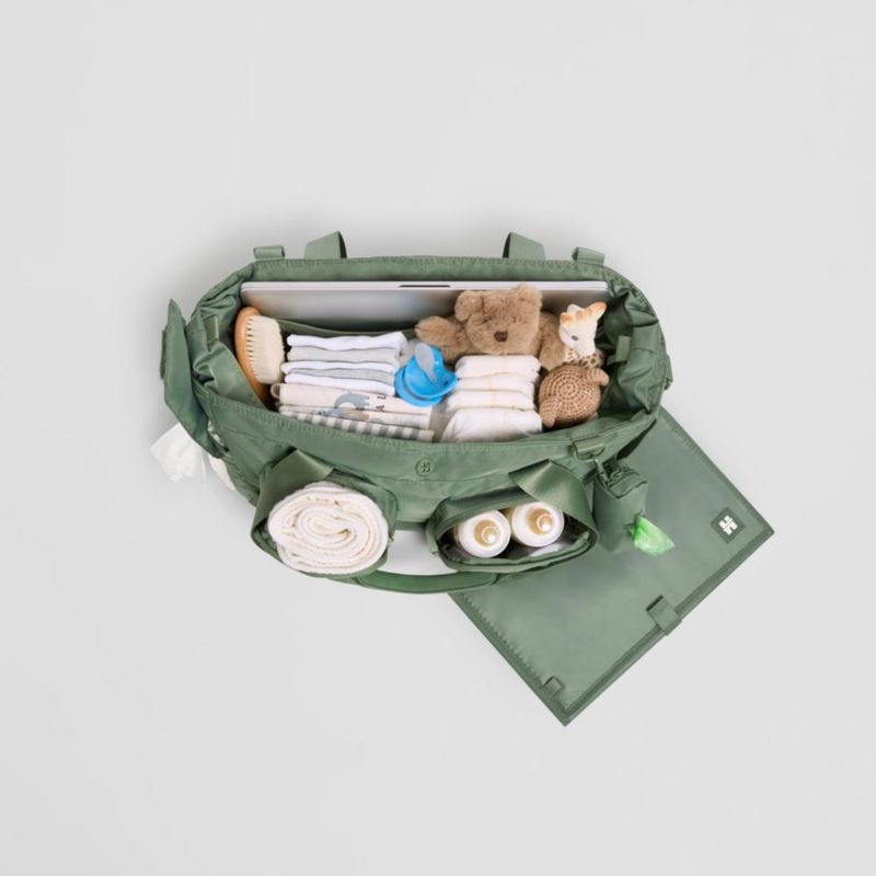 Bolso Tote Huggies Signature Weekender con diseño de corona de laurel