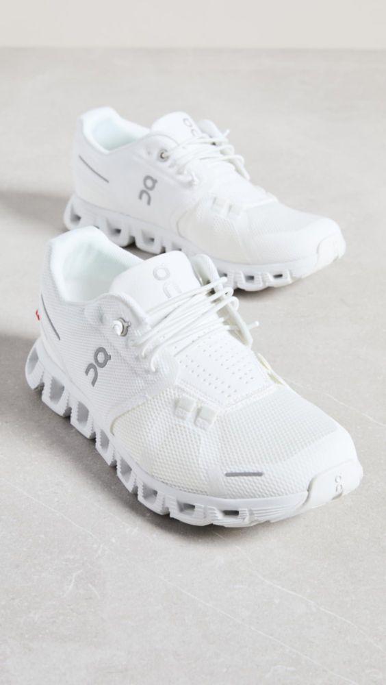 Zapatillas On Cloud 5 Mujer Todo Blanco Talla 5.5 US