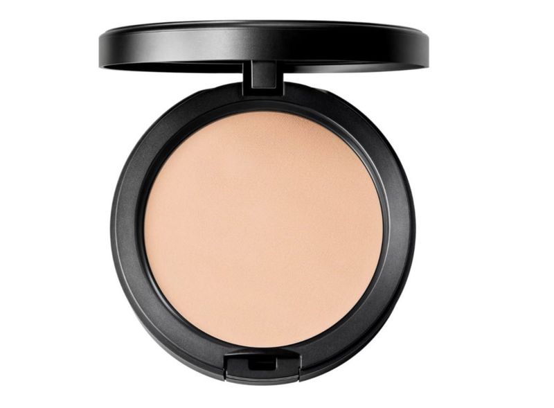 Base MAC Studio Fix Powder Plus NW18