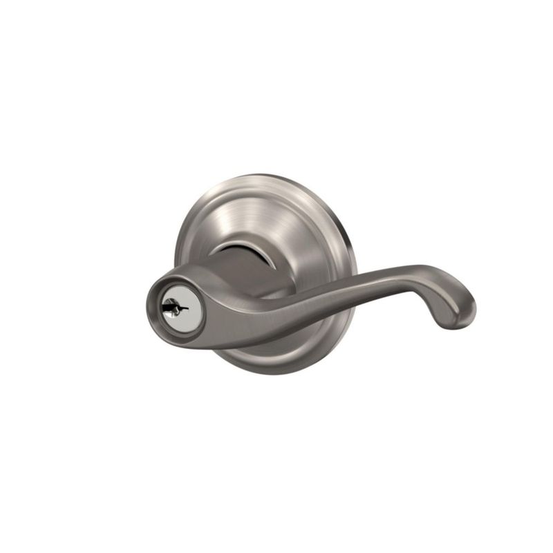 Manija de puerta SCHLAGE Flair con llave acabado níquel satinado
