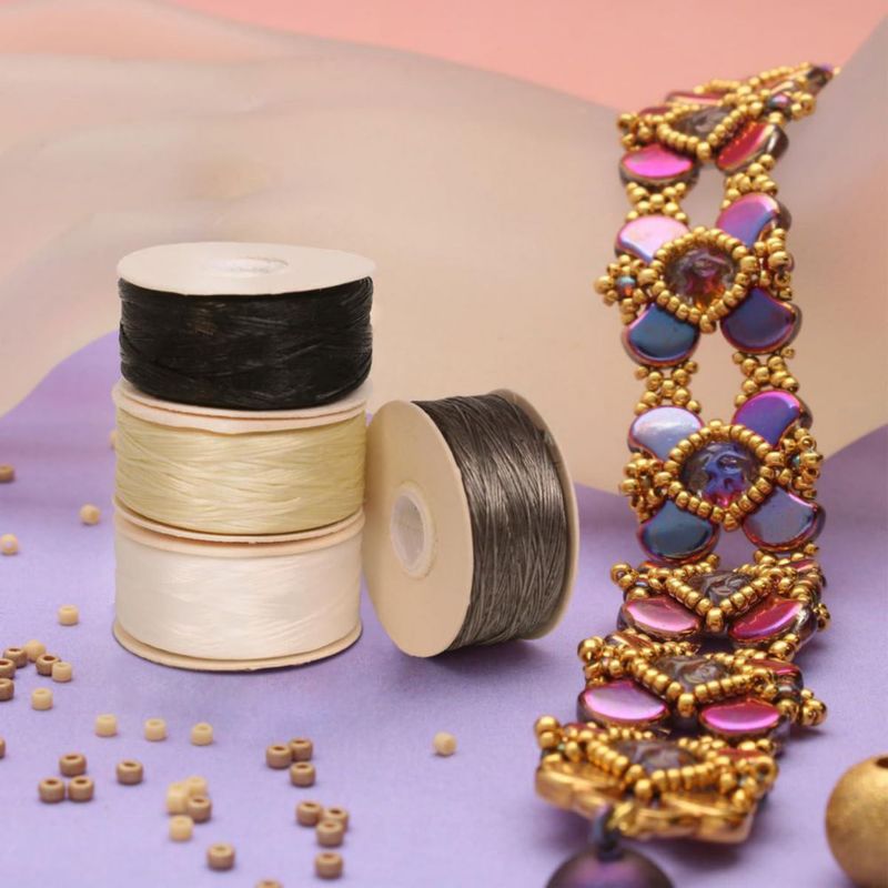 Hilo Nymo de Nylon 66 m Tamaño B – Surtido (The Beadsmith)
