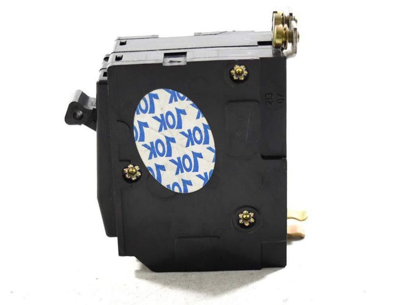 Disyuntor Square D 20A 120/240V AC/48V DC