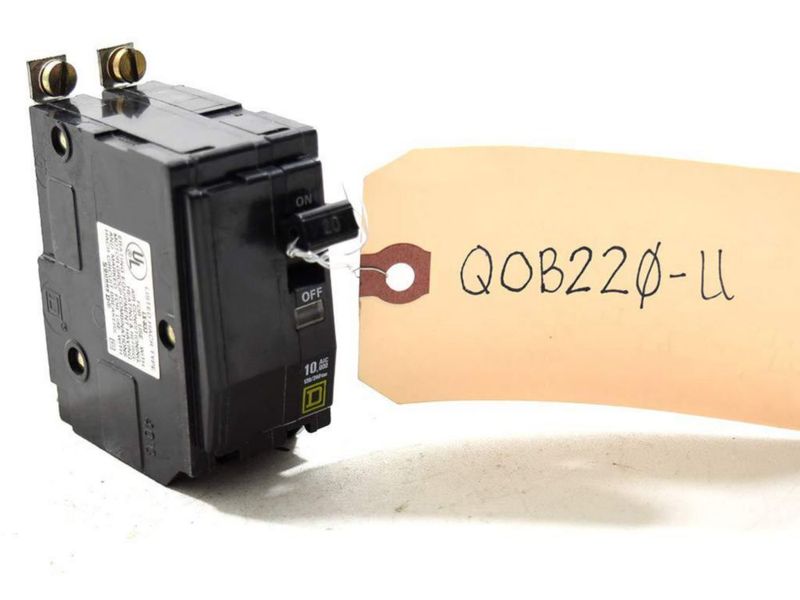 Disyuntor Square D 20A 120/240V AC/48V DC