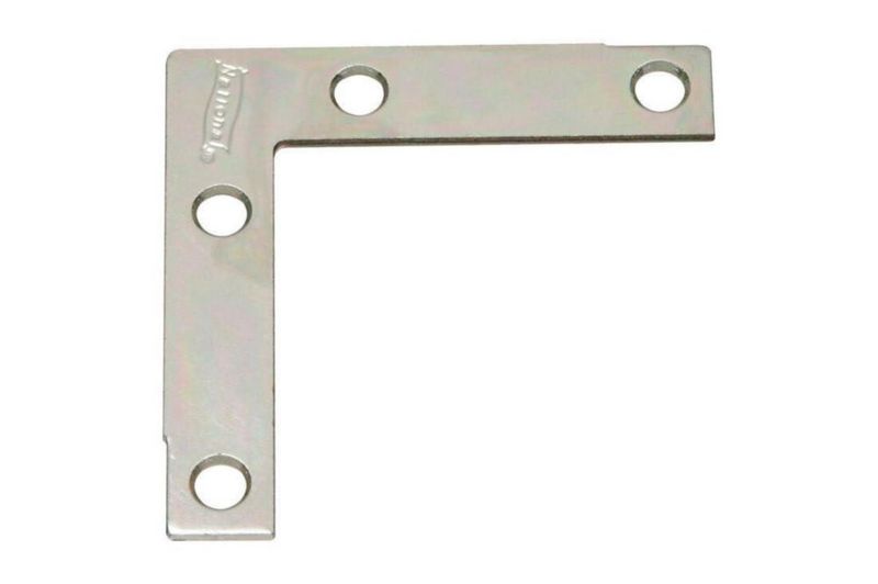 Esquinero de esquina National Hardware N113-928 de 25 pulg. con tornillos – paquete de 4