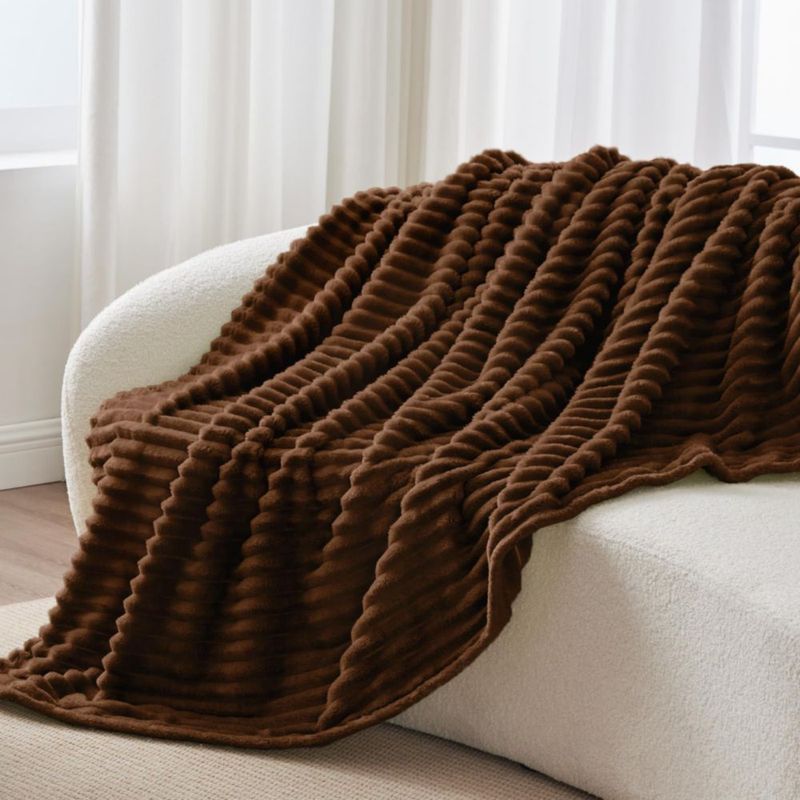 Manta BEDELITE Twin 152 cm Chocolate Brown acanalada