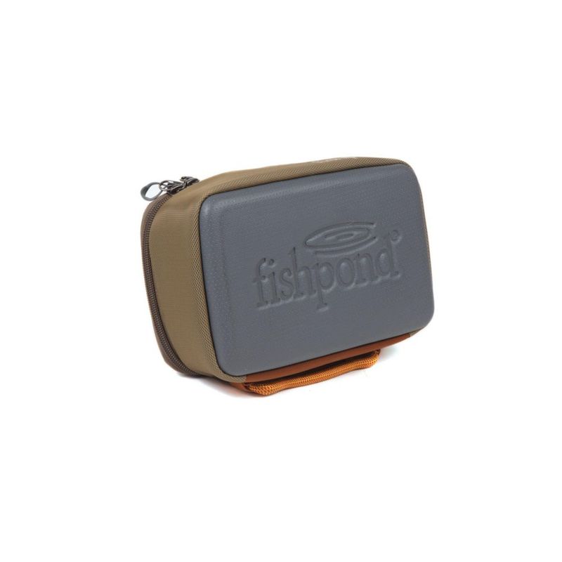 Estuche para carretes Fishpond – Grande – Arena/Marrón Silla de Montar