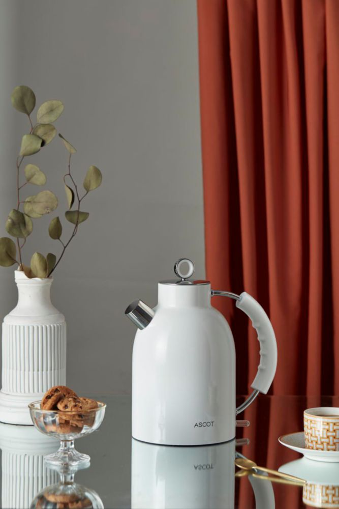 Hervidor eléctrico ASCOT Retro 1.5L 1500W de acero inoxidable blanco